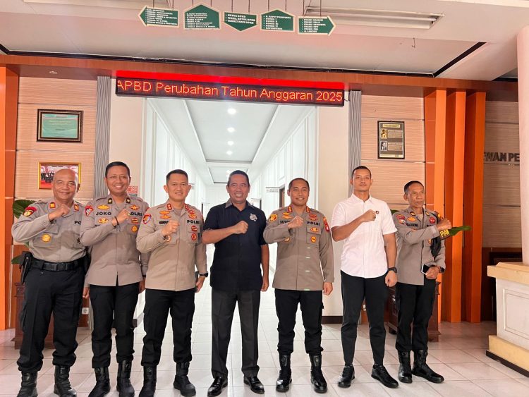 Kapolresta Pontianak Silaturahmi dengan Ketua DPRD Kota Pontianak