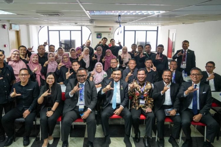 Menko Polkam Ajak Guru di SIKL Tanamkan Cinta Tanah Air pada Generasi Muda Indonesia